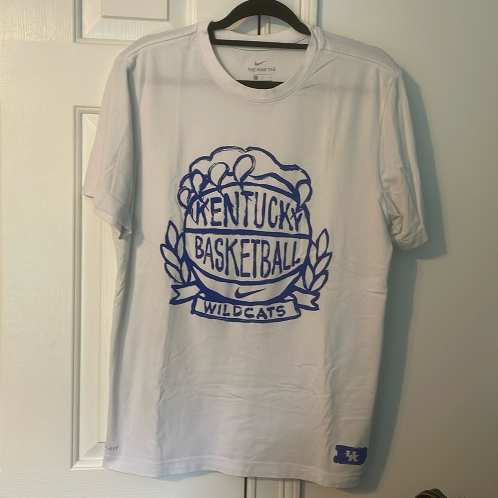 Nike University of Kentucky T-shirt